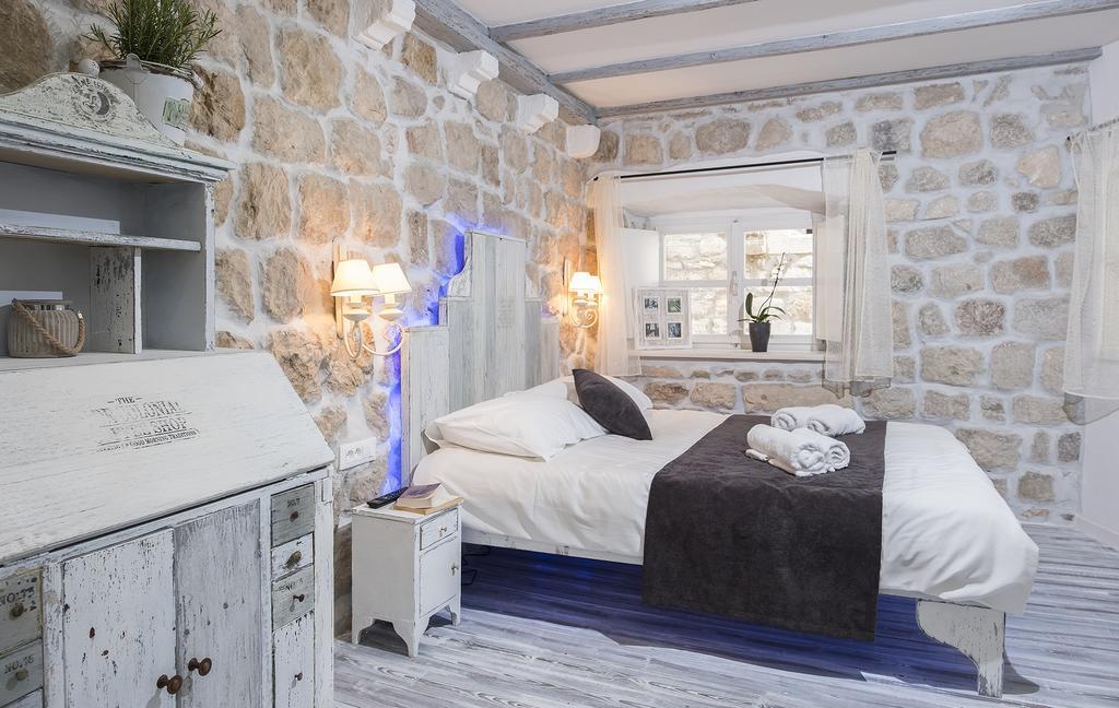 Guesthouse Rustico دوبروفينك المظهر الخارجي الصورة